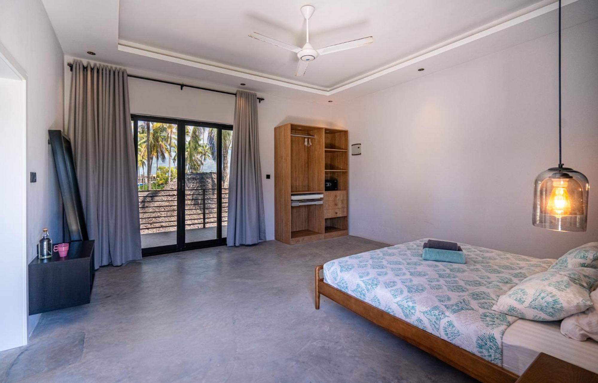 V Hotel In Paje Luaran gambar