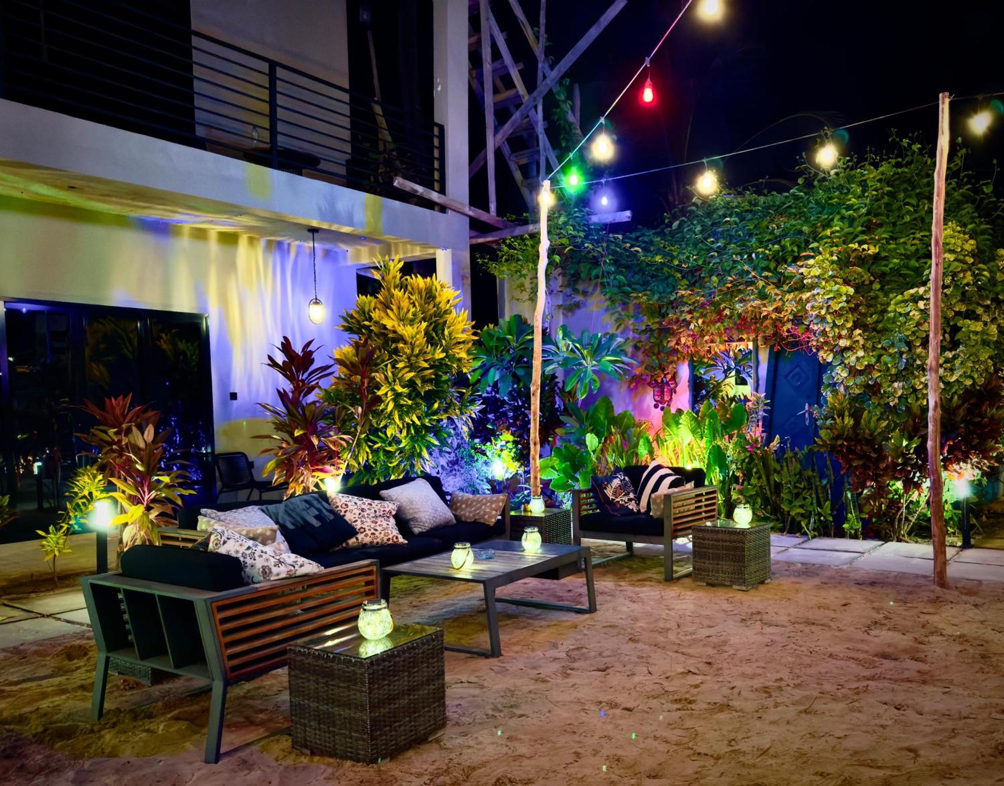 V Hotel In Paje Luaran gambar